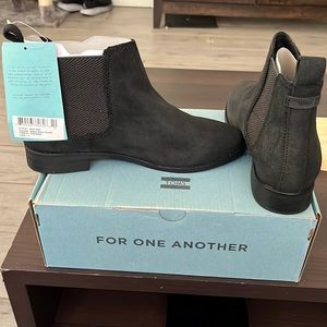 Toms Ella booties. Black waxy suede